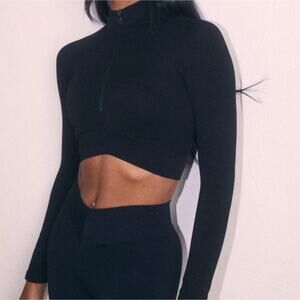 Joja NEW Exhale Long Sleeve Ribbed Crop Zipper Mockneck Athletic Top Midnight XS